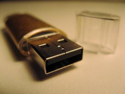 Come accedere a un sistema bloccato da una memoria USB Stick