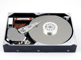 Step-by-Step istruzioni sulla sostituzione di un disco rigido Dell Inspiron B130