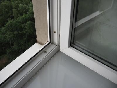 Come misurare l'apertura della finestra esistente per una finestra di sostituzione
