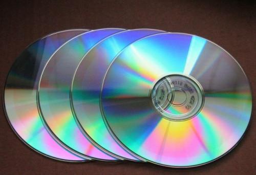 Come pulire le impronte digitali su un CD
