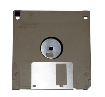 Come utilizzare un floppy di avvio per creare un file ISO