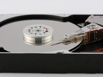 Come cancellare un disco rigido prima di scartare un computer