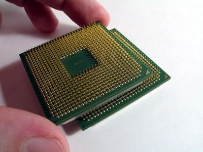 Come rimuovere il processore su un Dell Latitude D610